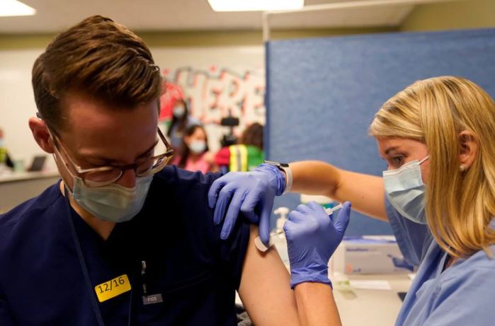 EEUU comenzará campaña para aplicar  tercera dosis de vacuna contra el Covid-19 el 20 de septiembre