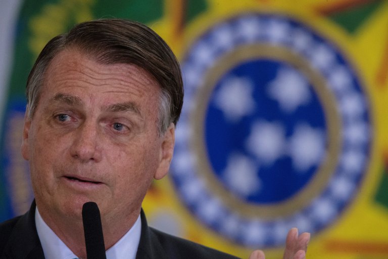 Senadores de EEUU alertaron sobre el “declive democrático” en el Brasil de Bolsonaro y dijeron que la relación bilateral corre riesgo