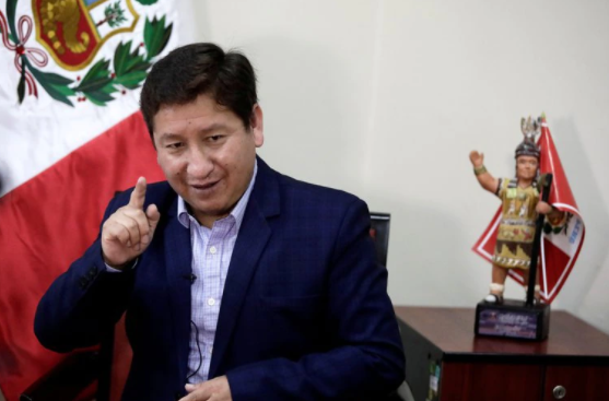 Crisis en el Gobierno de Perú por la postura ante Venezuela: el primer ministro reprendió públicamente al vicecanciller