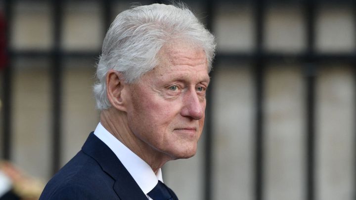 Bill Clinton fue dado de alta tras pasar cinco noches hospitalizado por una infección