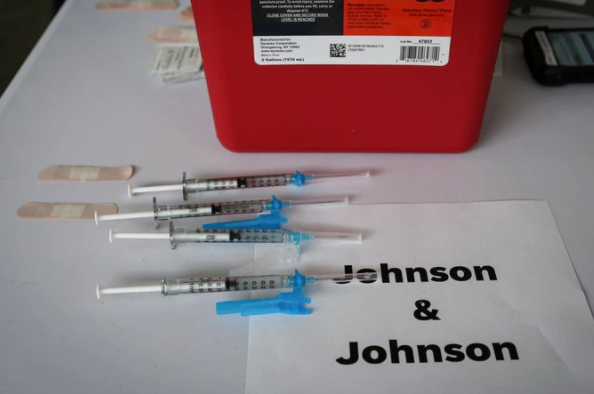 Johnson & Johnson pidió a la FDA que autorice su vacuna de refuerzo contra el COVID-19
