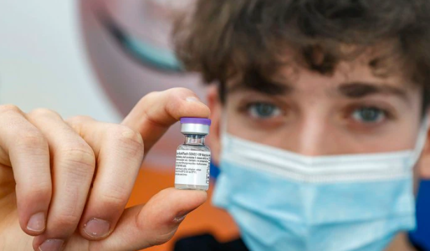 Coronavirus: la vacuna de Pfizer tiene una efectividad del 93% para evitar la hospitalización en jóvenes de 12 a 18 años