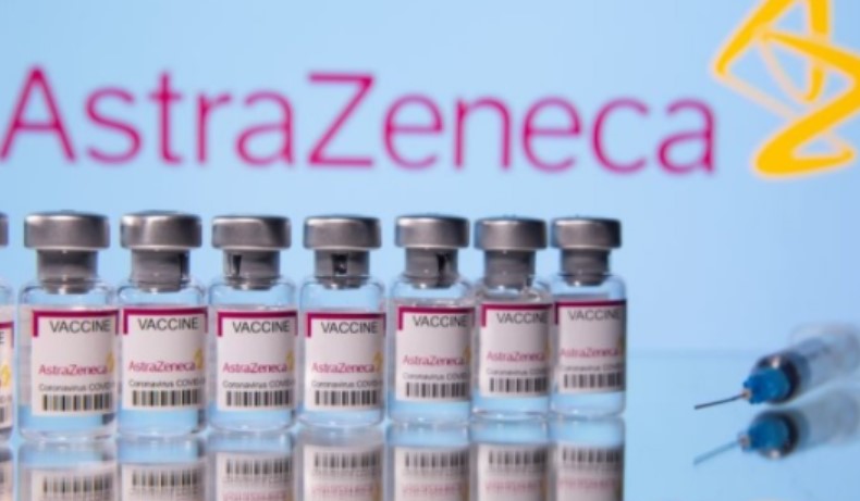 Comisión de Vacunación redujo a 8 semanas distancia entre dosis de AstraZeneca