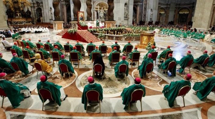 El Papa abrió el Sínodo de Obispos proponiendo una Iglesia próxima a la realidad