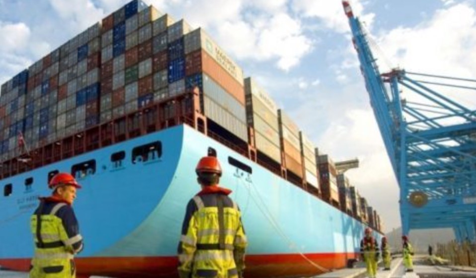 Situación de transporte marítimo internacional provocará aumento de precio en productos al cierre de año