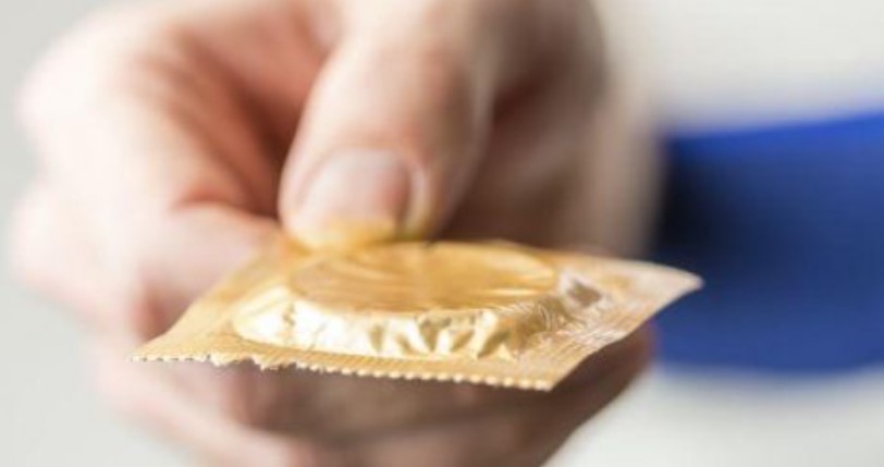 Comisión definirá futuro de plan que permitiría sancionar hasta con 10 años de cárcel a quienes retiren preservativo sin consentimiento