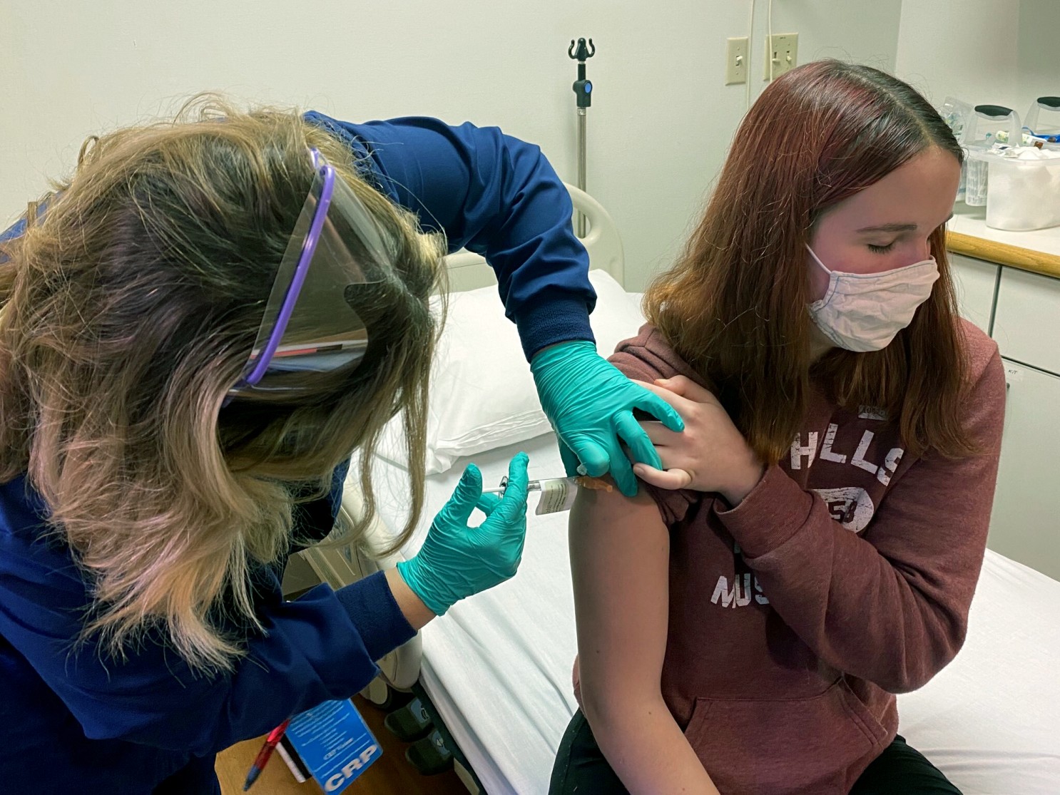 Vacunación contra el Covid-19 en menores entre los 12 y 17 años iniciará el 25 de octubre