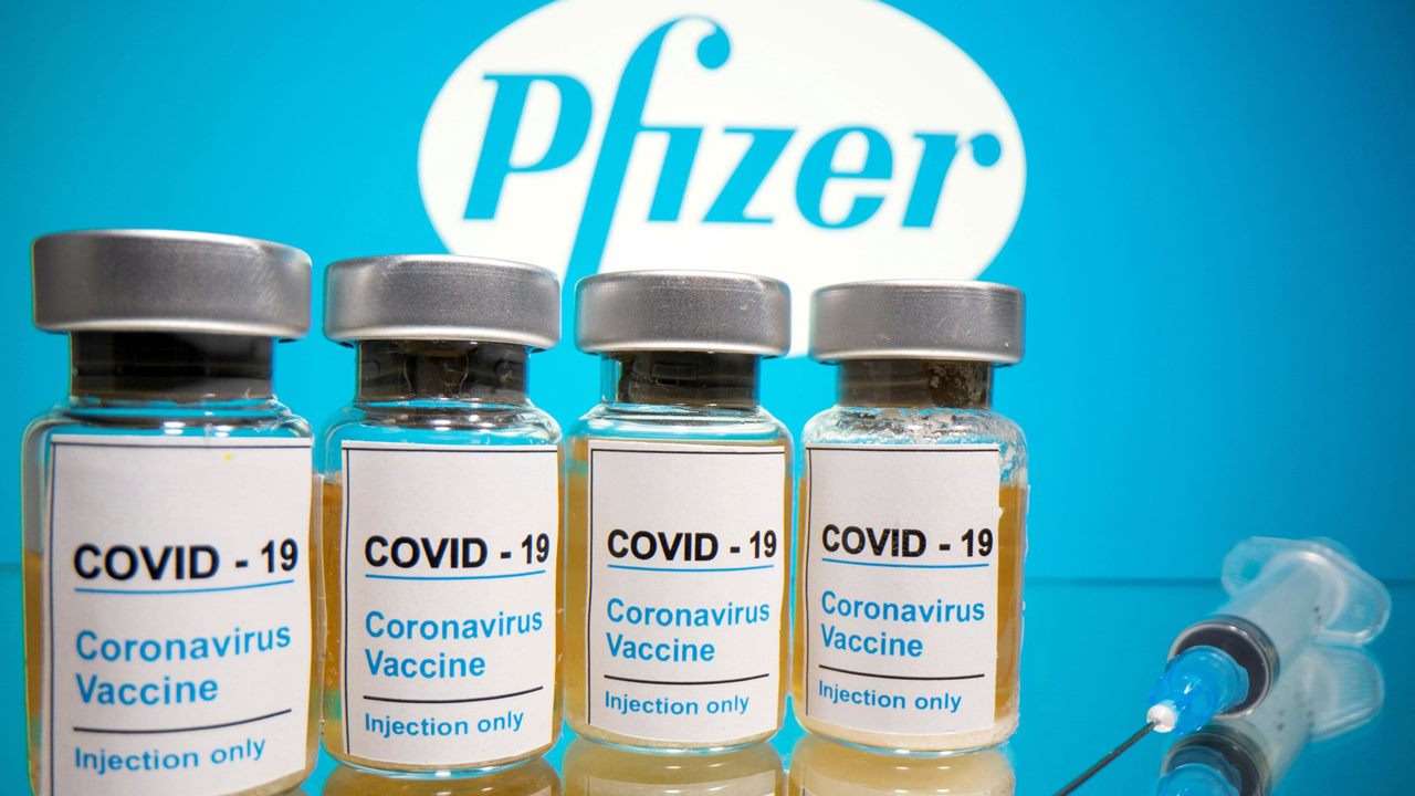 ¿Pierde efectividad la vacuna de Pfizer seis meses después? Expertos llaman a la calma tras nuevo estudio