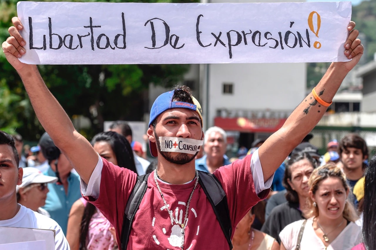 ANEP, Colegio de Periodistas e Instituto de Libertad de Expresión condenan fallo de jueza que realiza censura previa