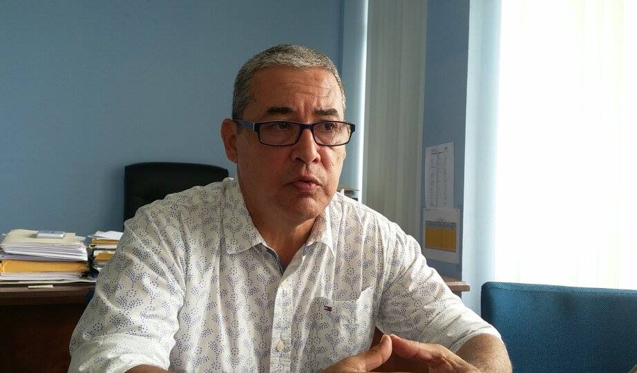Alcalde de Osa busca ejercer como radiotecnólogo en hospital ante suspensión salarial por “caso diamante”