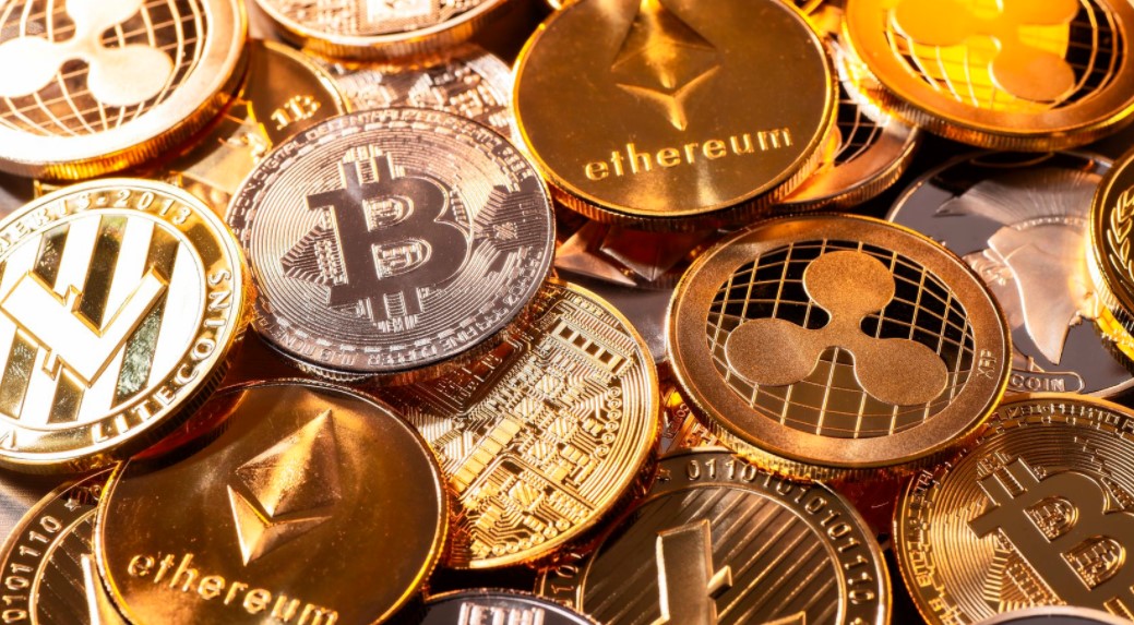 Hacienda defiende que criptomonedas como ‘bitcoin’ deben pagar impuestos: Tributación trabaja en propuesta