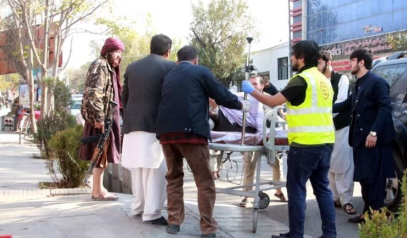 Un comando del ISIS atacó un hospital militar en Kabul: al menos 19 muertos y 50 heridos
