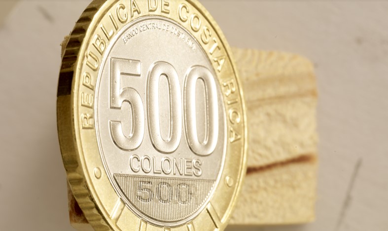 Moneda de ¢500 conmemorativa al Bicentenario circula en el país a partir de este jueves