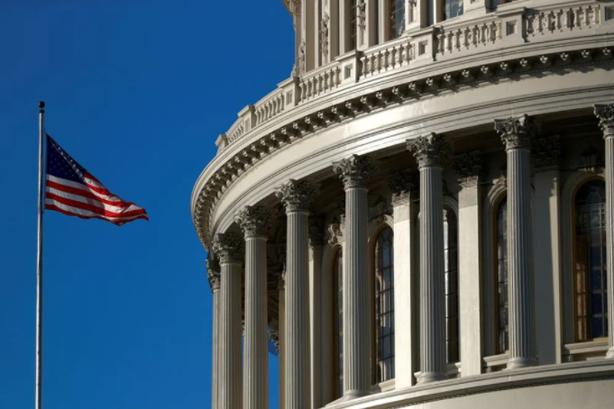 EEUU está otra vez en riesgo de un cierre de Gobierno: a horas del límite legal, los legisladores negocian en el Congreso