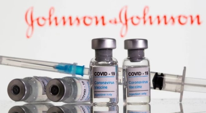 Dos dosis de la vacuna de Johnson & Johnson reducen hasta un 85% las internaciones por Ómicron