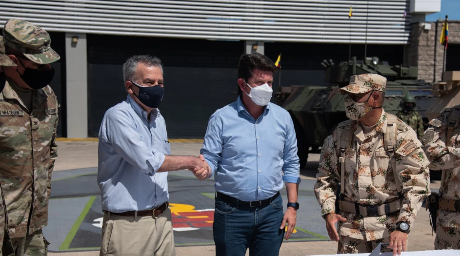 EE. UU. entrega tanquetas a Colombia para reforzar seguridad en la frontera con Venezuela