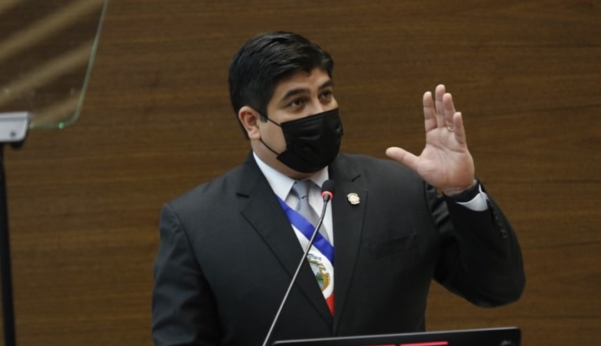 Carlos Alvarado espera que diputados sesionen en enero ante posibilidad de receso por campaña electoral
