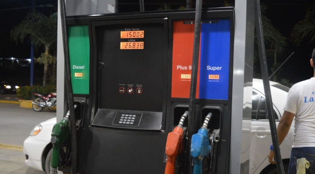Precio de los combustibles disminuye hasta ¢53 a partir de este viernes