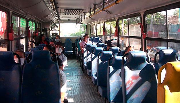 OIJ identifica bandas que roban celulares a pasajeros de bus en San José: Distraen a víctimas para extraer sus pertenencias y huir