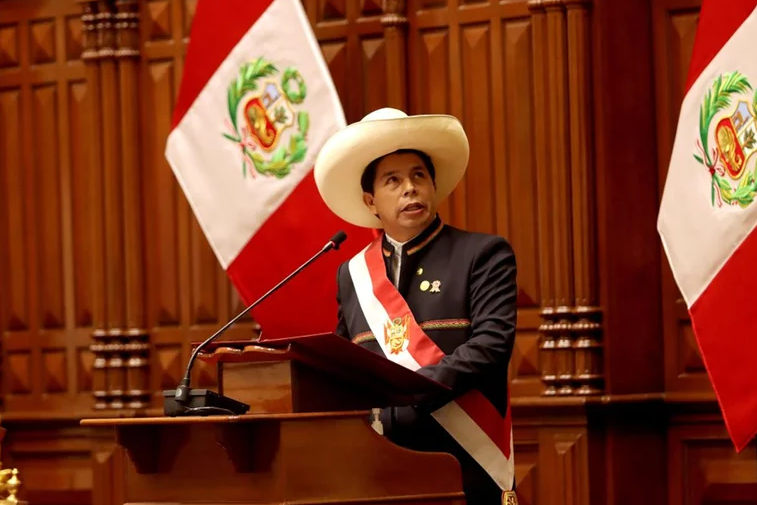 Perú: la fiscalía general investigará al presidente Pedro Castillo por presunto tráfico de influencias