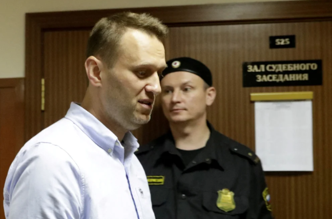 En el aniversario de su detención, la UE le exigió a Rusia la liberación inmediata de Alexei Navalny
