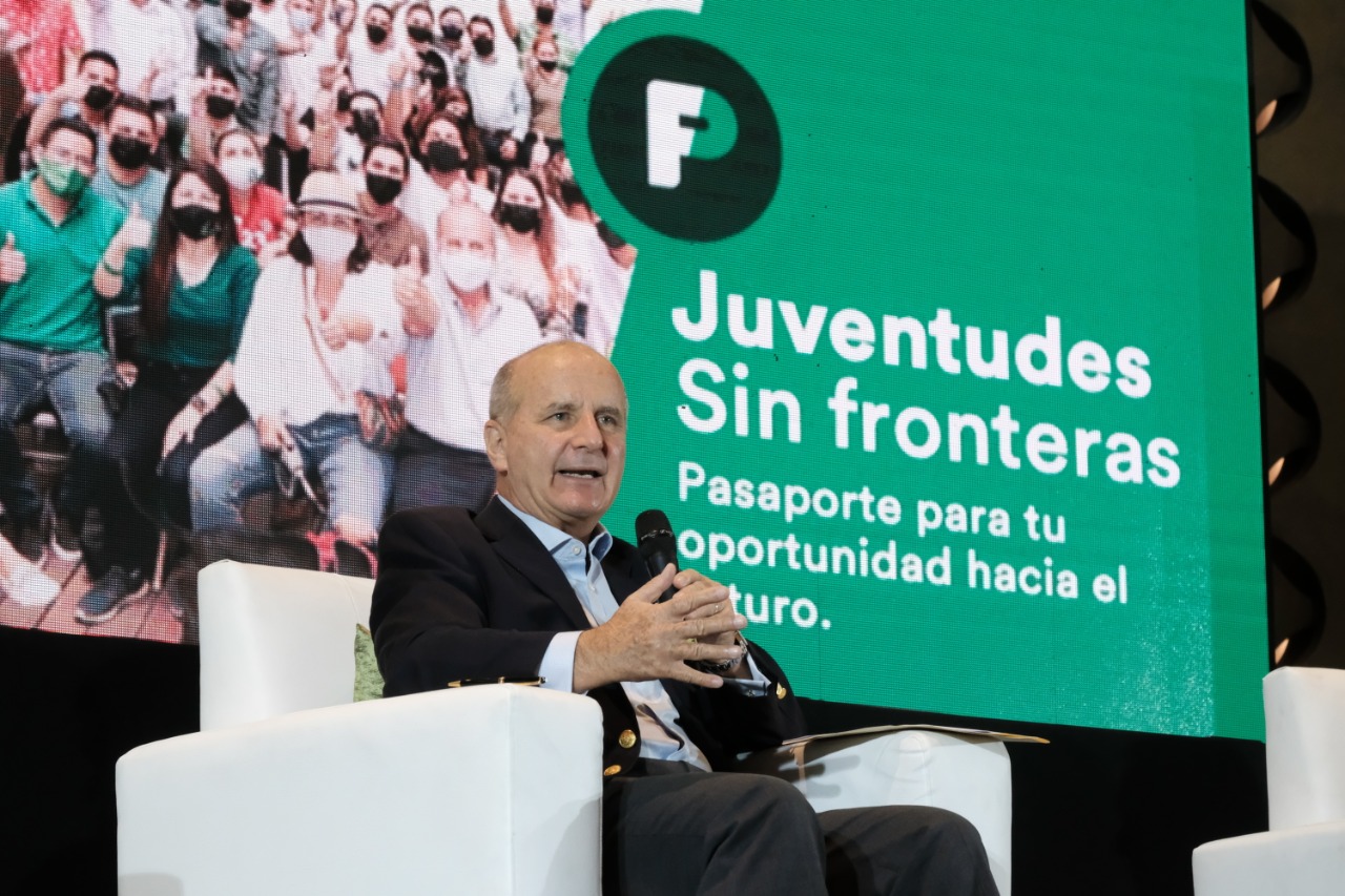 Candidato José María Figueres propone convertir el inglés en el segundo idioma oficial de Costa Rica