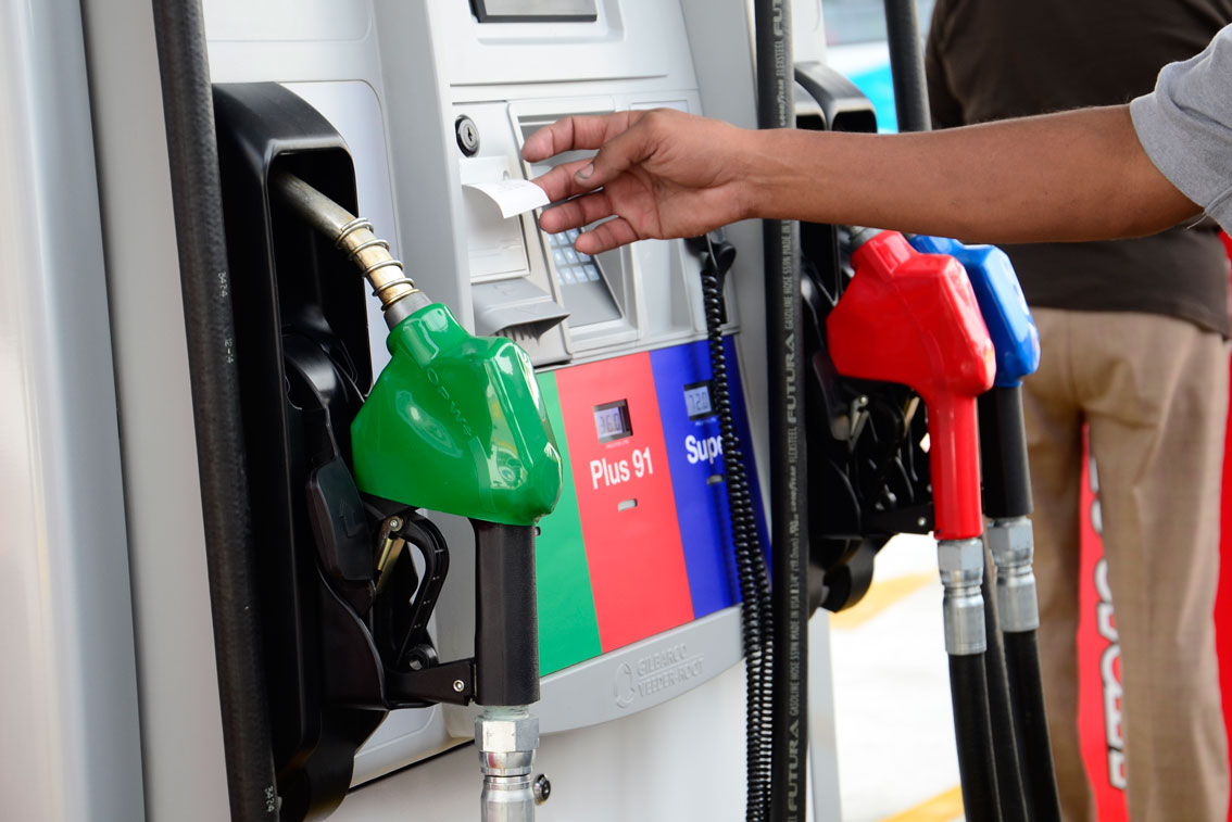 Ajuste en impuesto a los combustibles provocará que litro de gasolina súper suba ¢5, el de regular ¢4 y el de diésel ¢3