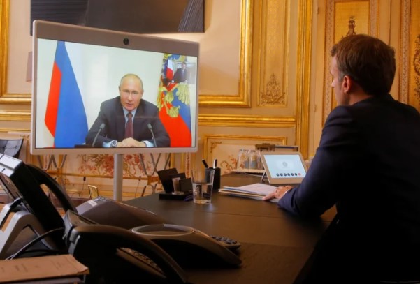 Vladimir Putin y Emmanuel Macron acordaron trabajar para lograr un cese el fuego en Ucrania