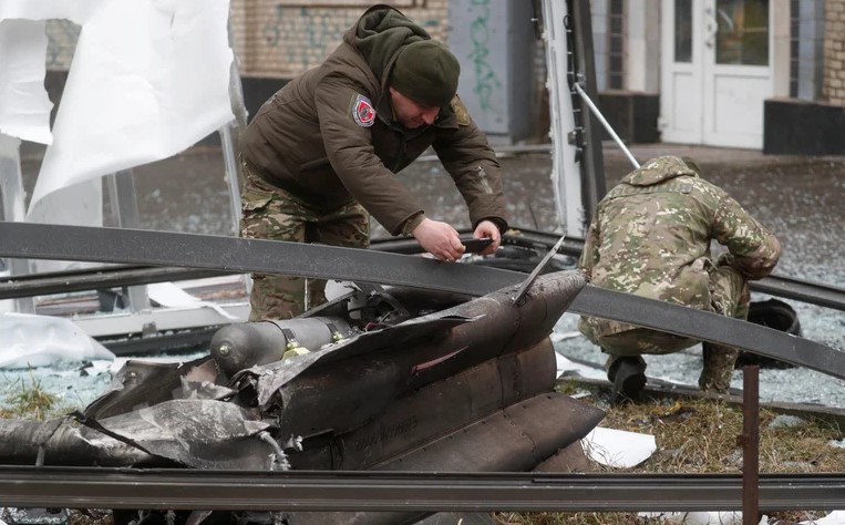 Ucrania confirmó 40 soldados y 10 civiles muertos tras las primeras horas del ataque ruso