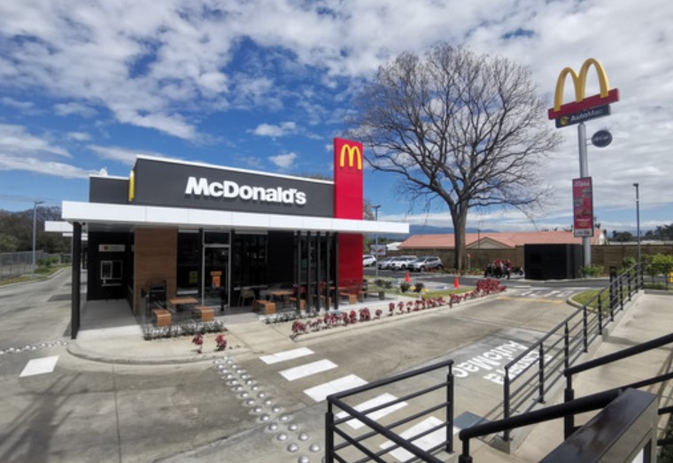 ¿Busca trabajo? McDonald’s anuncia nuevos restaurantes y contratación de 550 personas