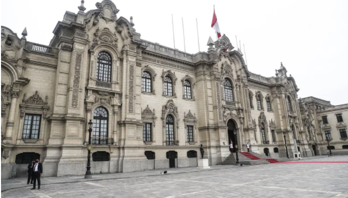 Fiscalía concluyó diligencia en Palacio de Gobierno por el Caso Petroperú