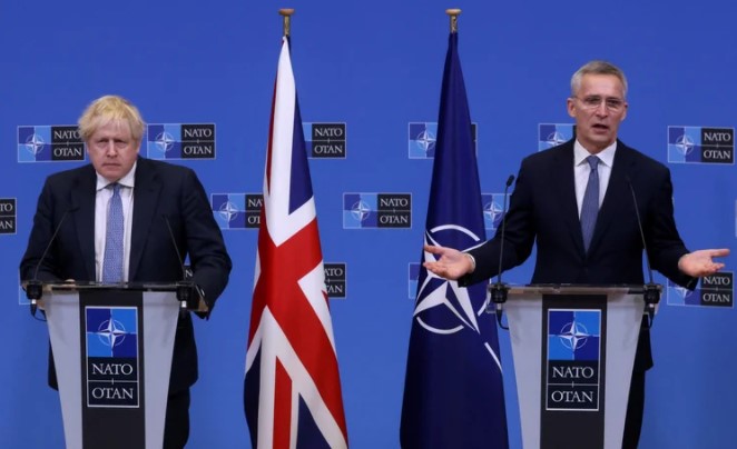 El jefe de la OTAN advirtió que el despliegue militar de Rusia representa un “momento peligroso” para la seguridad de Europa
