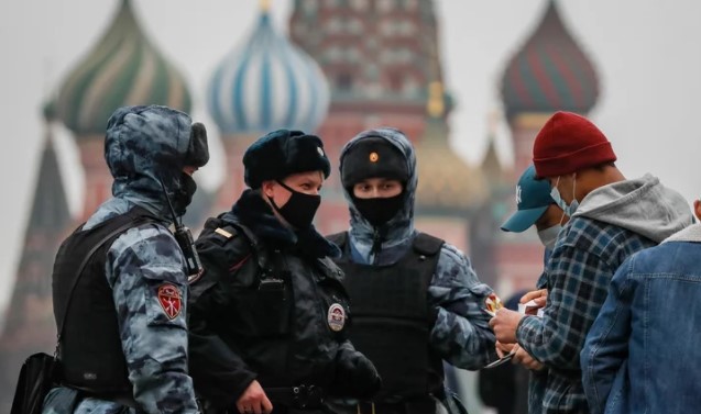 Ucrania pidió a sus ciudadanos que salgan inmediatamente de Rusia