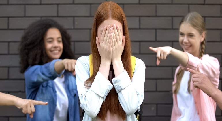 MEP pide a estudiantes denunciar casos de bullying tras el retorno a la presencialidad