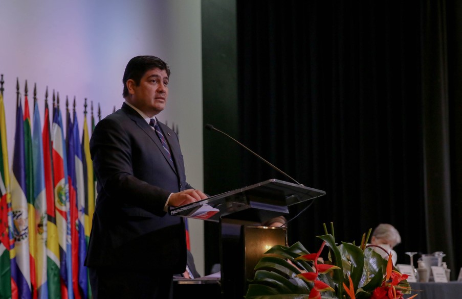 Carlos Alvarado califica de ‘vergüenza’ que país no haya aprobado Acuerdo de Escazú