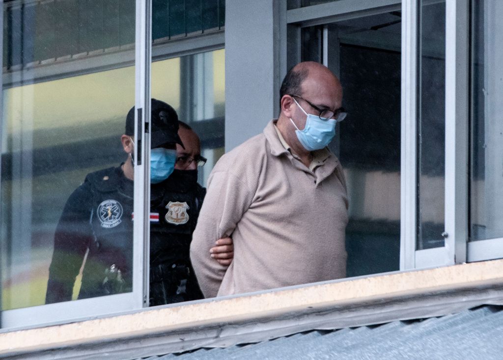 Juicio penal contra exsacerdote Mauricio Víquez iniciará este martes en Tribunales de Desamparados