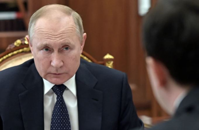 La Inteligencia de EEUU asegura que Vladimir Putin recibe información engañosa de sus asesores sobre la guerra en Ucrania