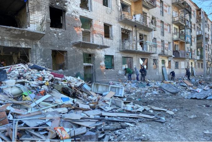 Ataques a civiles en Ucrania: estiman que los misiles rusos “de precisión” tienen una tasa de falla del 60%