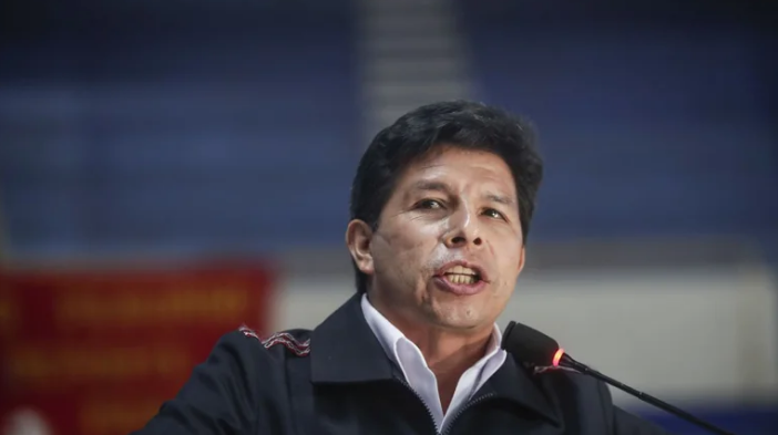 Congreso de Perú prepara proyecto de ley para recortar solo el mandato del presidente Pedro Castillo