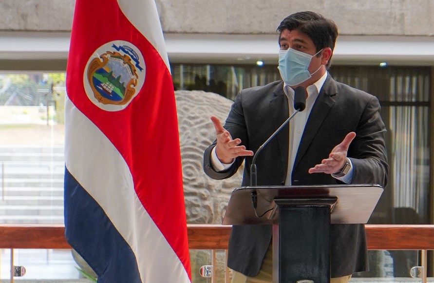 Carlos Alvarado defiende decisiones de su gobierno sobre relaciones diplomáticas con Nicaragua