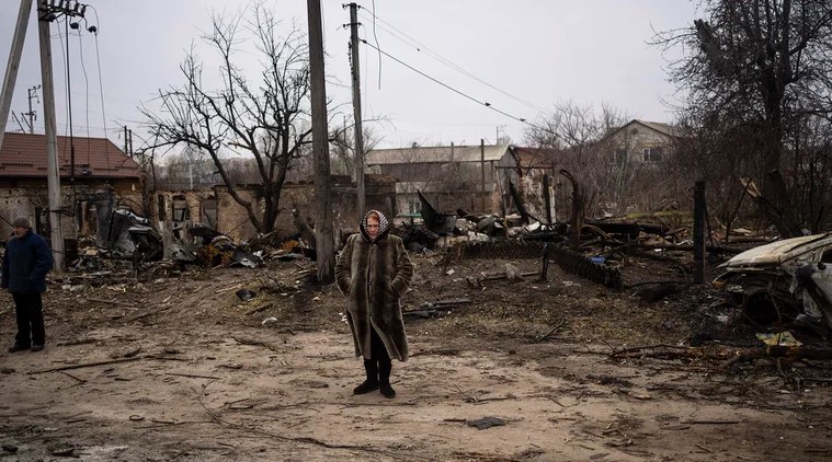 Ucrania encontró más de 900 cuerpos de civiles muertos tras la retirada de Rusia de la región de Kiev