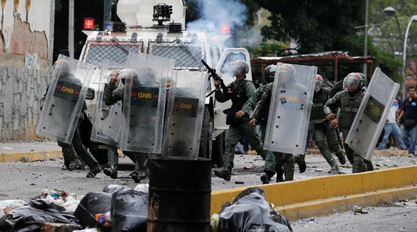 La fiscalía de la Corte Penal Internacional rechazó una solicitud del régimen de Maduro y reanudará la investigación por crímenes de lesa humanidad en Venezuela
