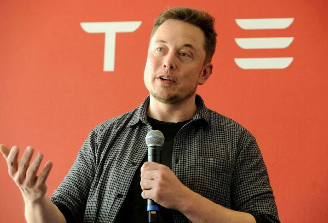 Elon Musk vendió al menos 4.000 millones de dólares en acciones de Tesla tras la oferta de compra de Twitter