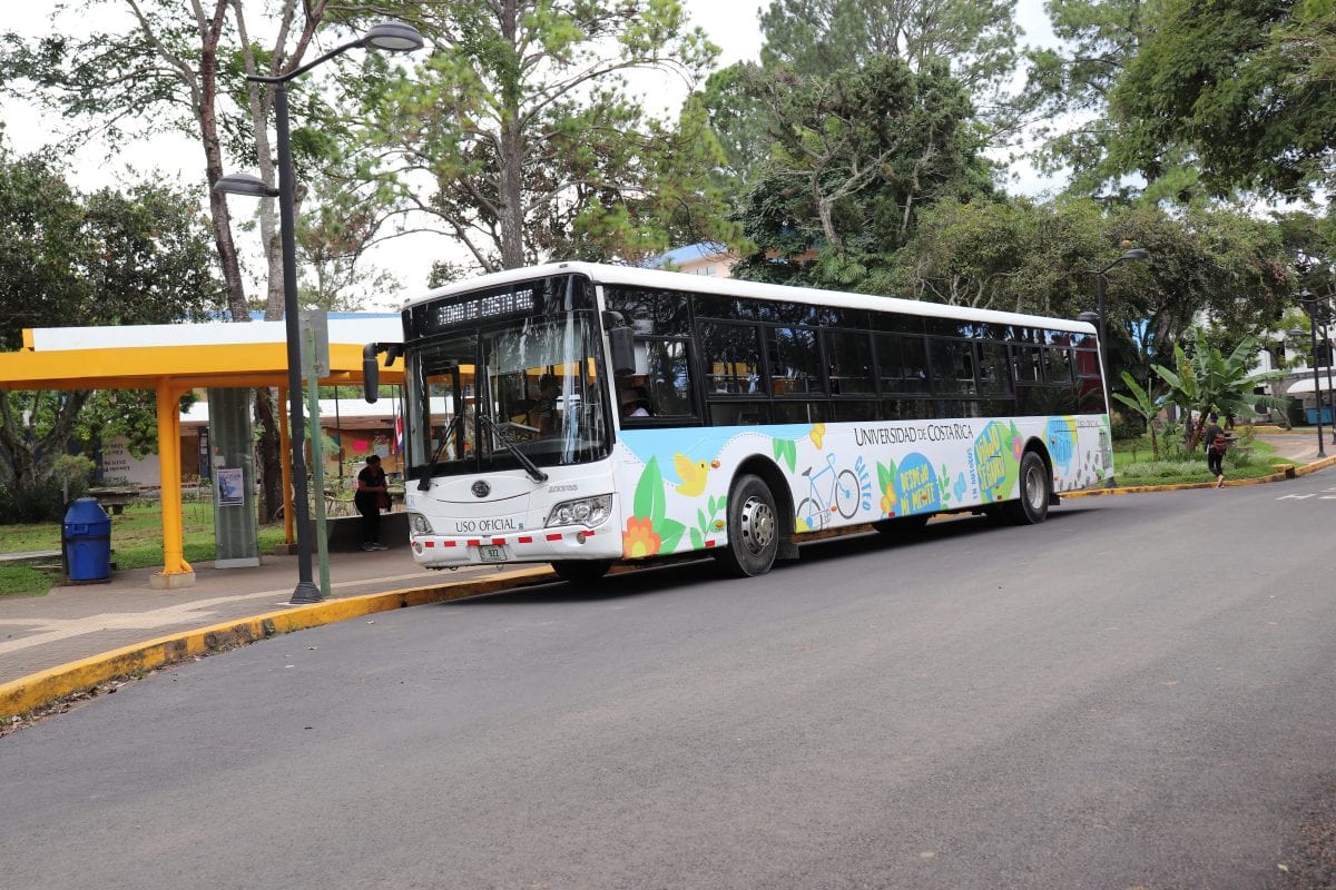 Dos de cada 10 usuarios de autobús consideran que no se cobran las tarifas autorizadas por ARESEP