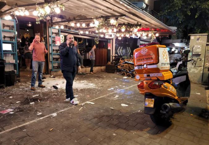 Al menos dos muertos en un ataque terrorista en el centro de Tel Aviv
