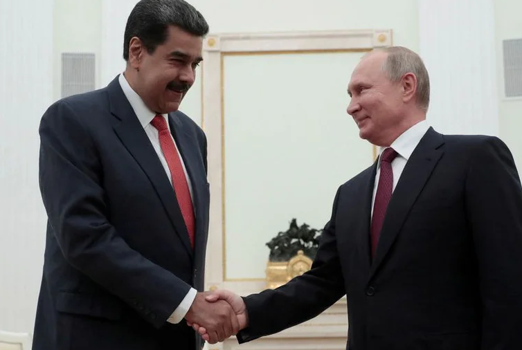 Maduro estrecha su vínculo con Putin: nombró al embajador en Moscú como nuevo canciller