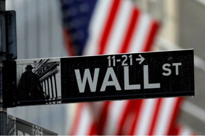 Wall Street, en rojo: luego de la suba de tasas se derrumbaron las acciones en la peor rueda en dos años