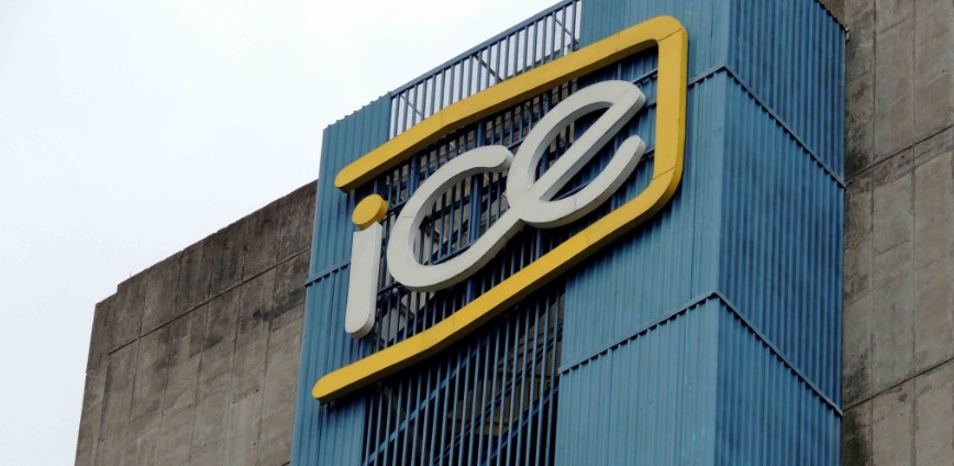 Sindicato denuncia a presidente del ICE por supuesta aceptación de dádivas