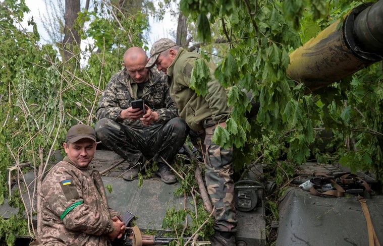 Una contraofensiva de Ucrania hizo retroceder a las tropas rusas en Kharkiv