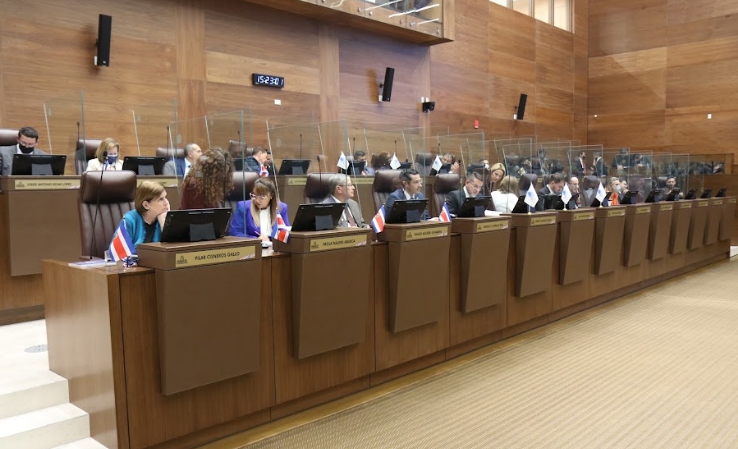 Diputados muestran dudas sobre texto sustitutivo de jornadas 4/3 presentado por Gobierno